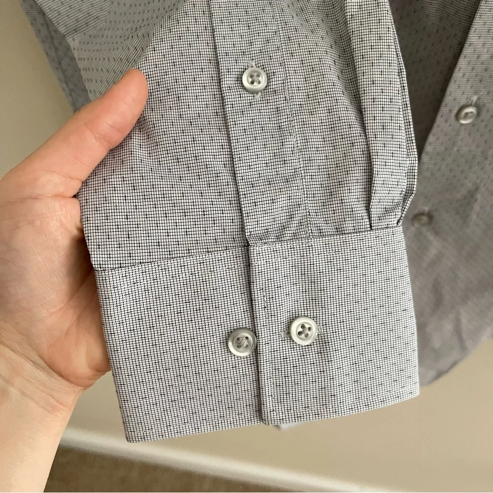 NWT Shaquille O’Neall Button-Up Shirt
